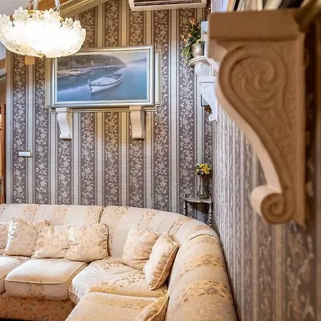 Superior Luxury * Spalato
