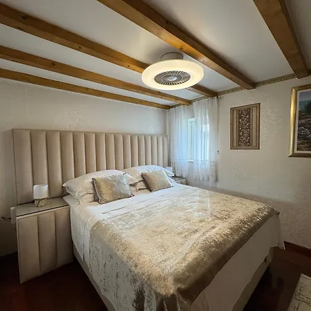 Superior Luxury דירה *