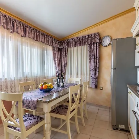 דירה Superior Luxury